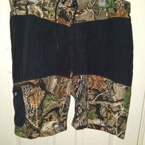 Cabela's ZONZ Woodlands Seclusion 3D Camouflage Swim Trunks Shorts Men's sz 40x9
